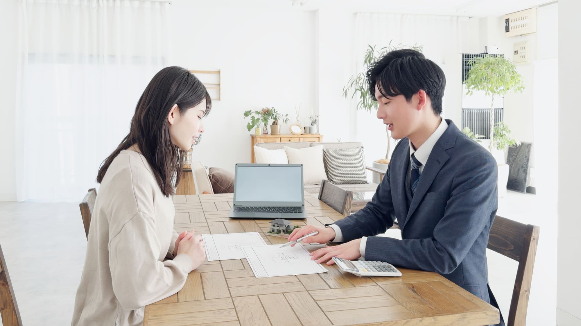 法的制限チェックイメージ